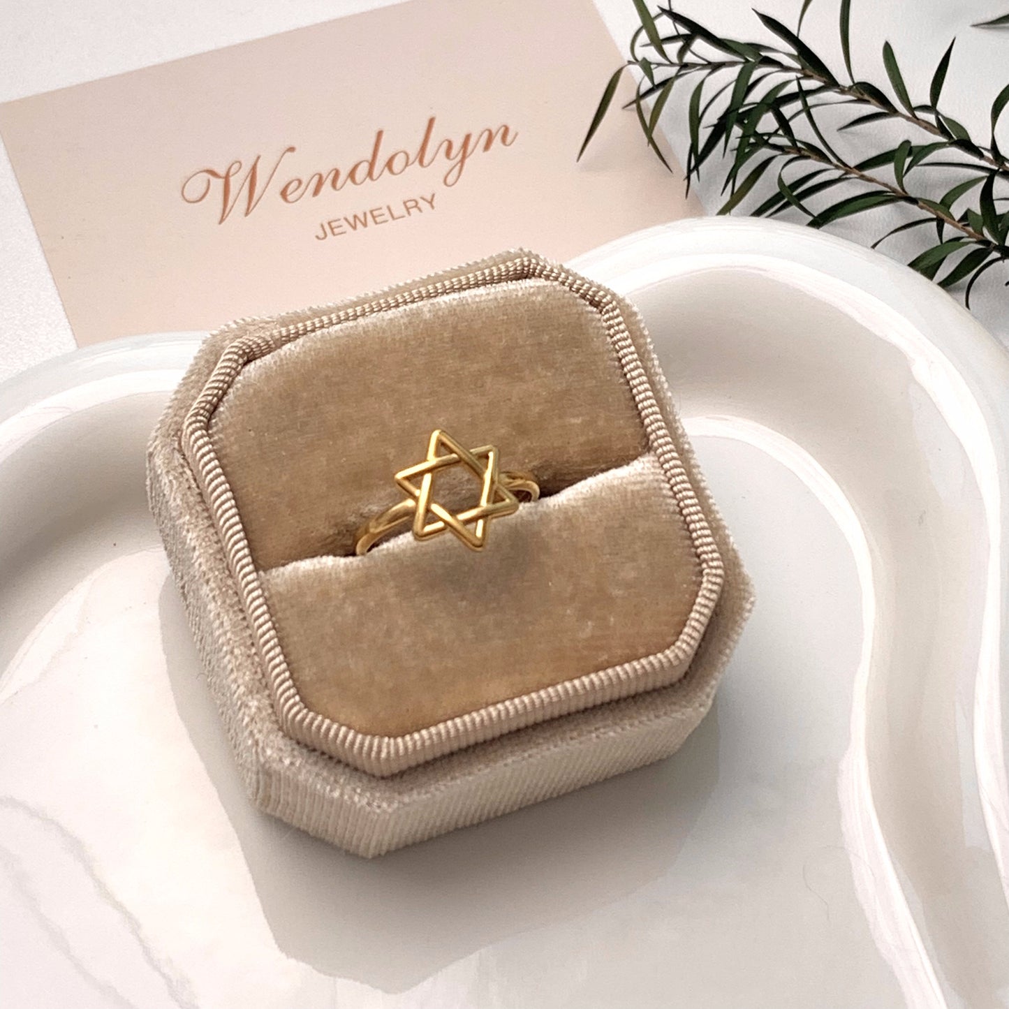 GOLDEN STAR OPEN RING