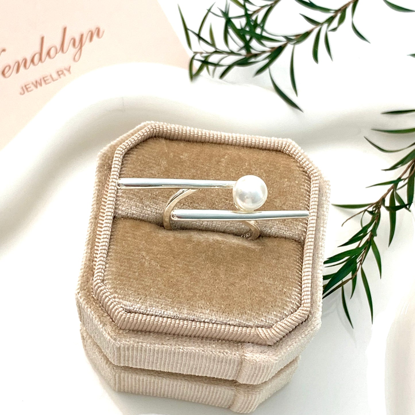 SLIVER PEARL OPEN RING