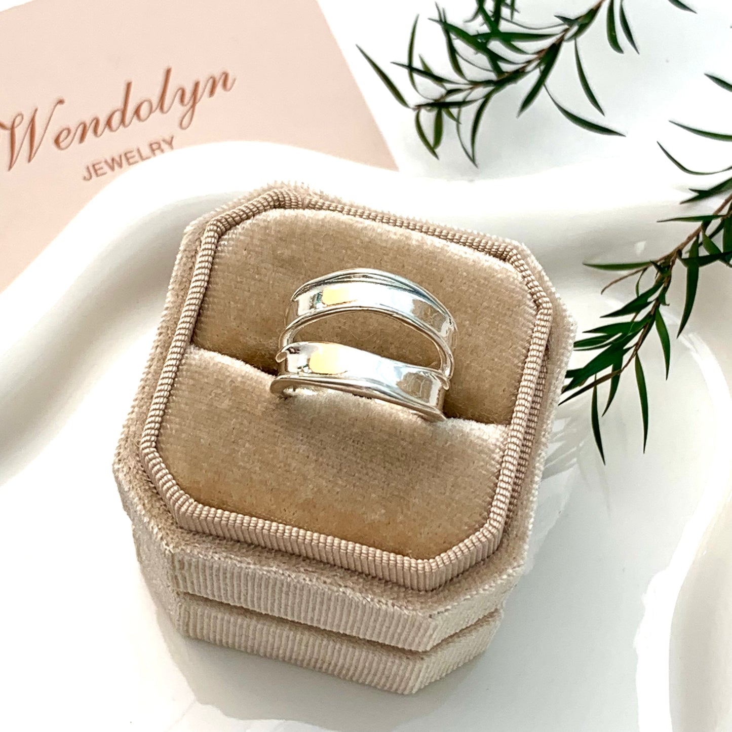 SLIVER DOUBLE OPEN RING