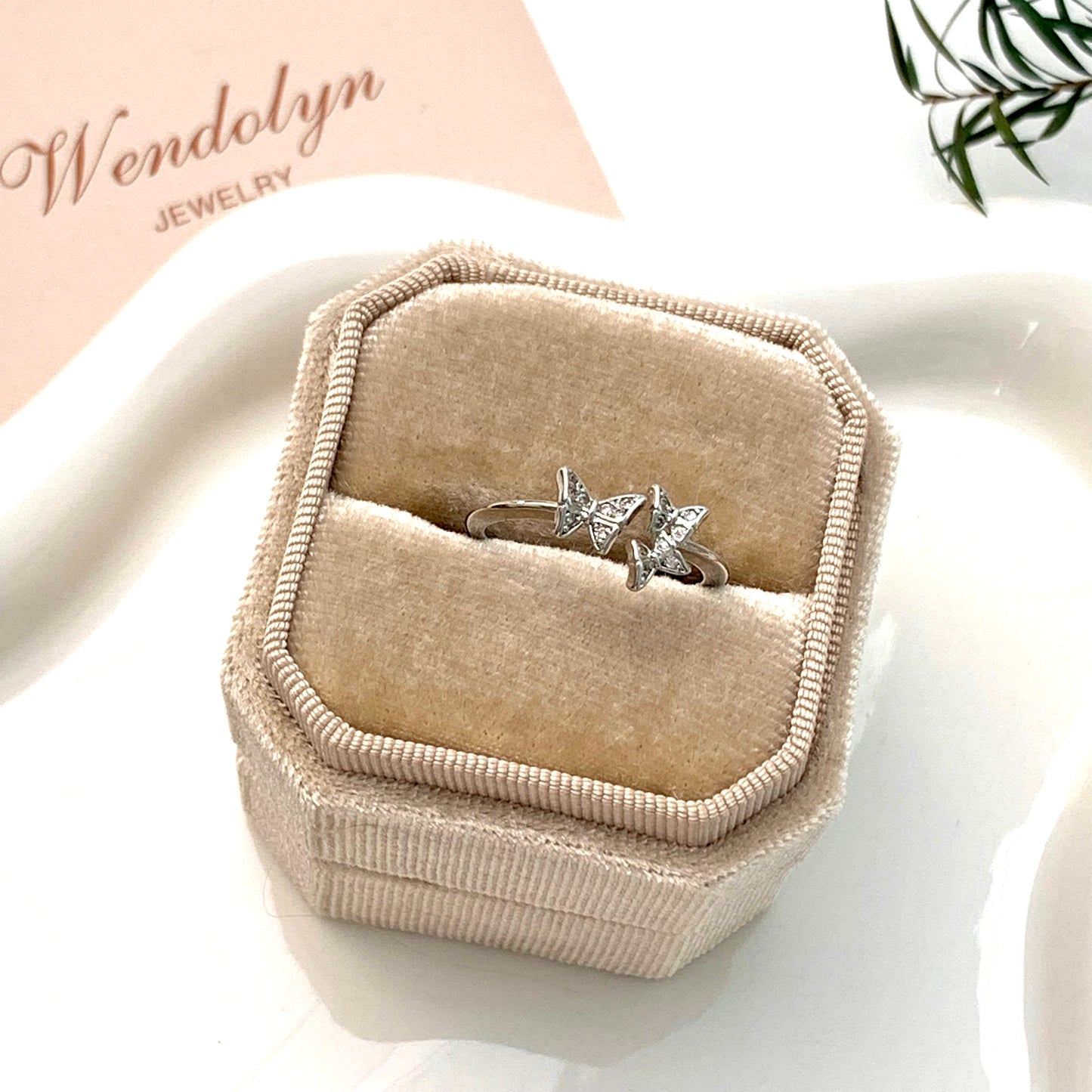 SLIVER LOVER BUTTERFLY ZIRCON OPEN RING