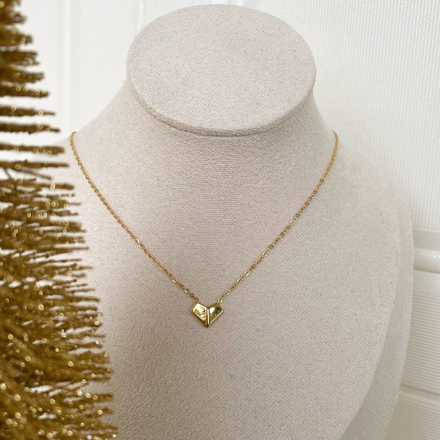 SWEET HEART NECKLACE