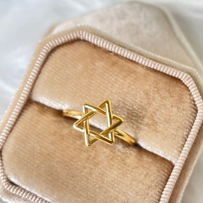 STAR RING