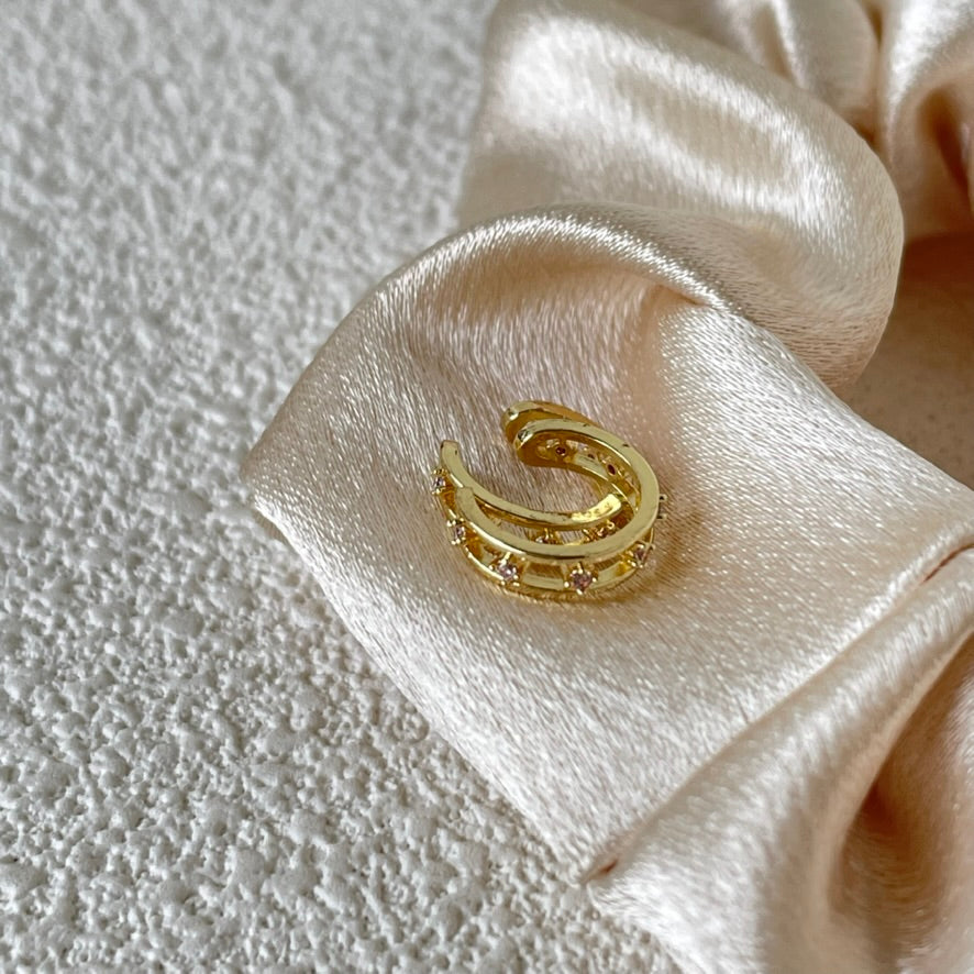 STAR EAR CLIP EARRINGS