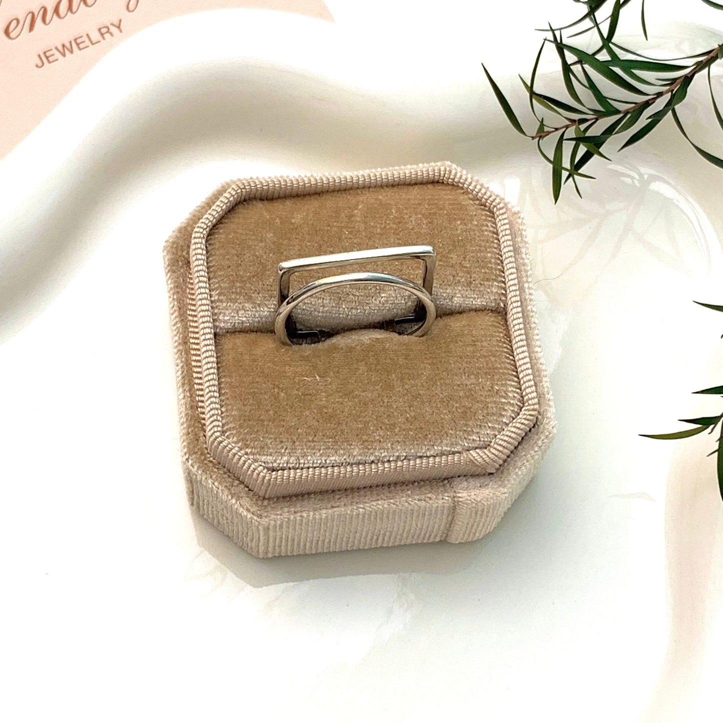 SLIVER DESIGN OPEN RING
