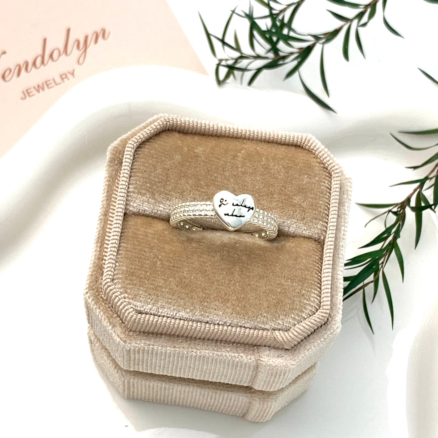 SLIVER LOVE OPEN RING