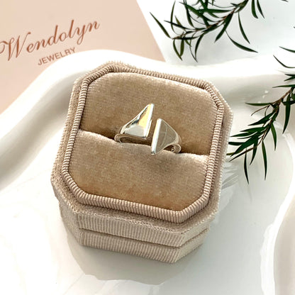 SLIVER DESIGN TRIANGLE OPEN RING