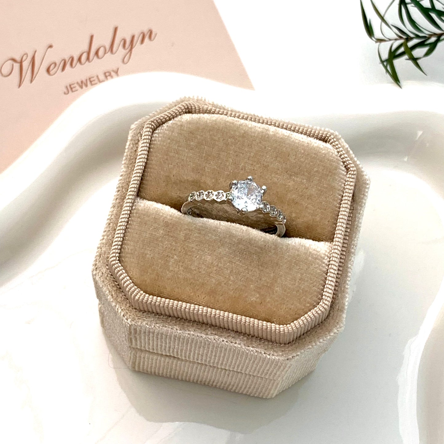 SLIVER DESIGN ZIRCON OPEN RING