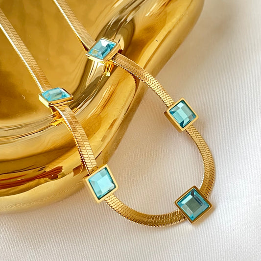 BLUE PRECIOUS STONE NECKLACE