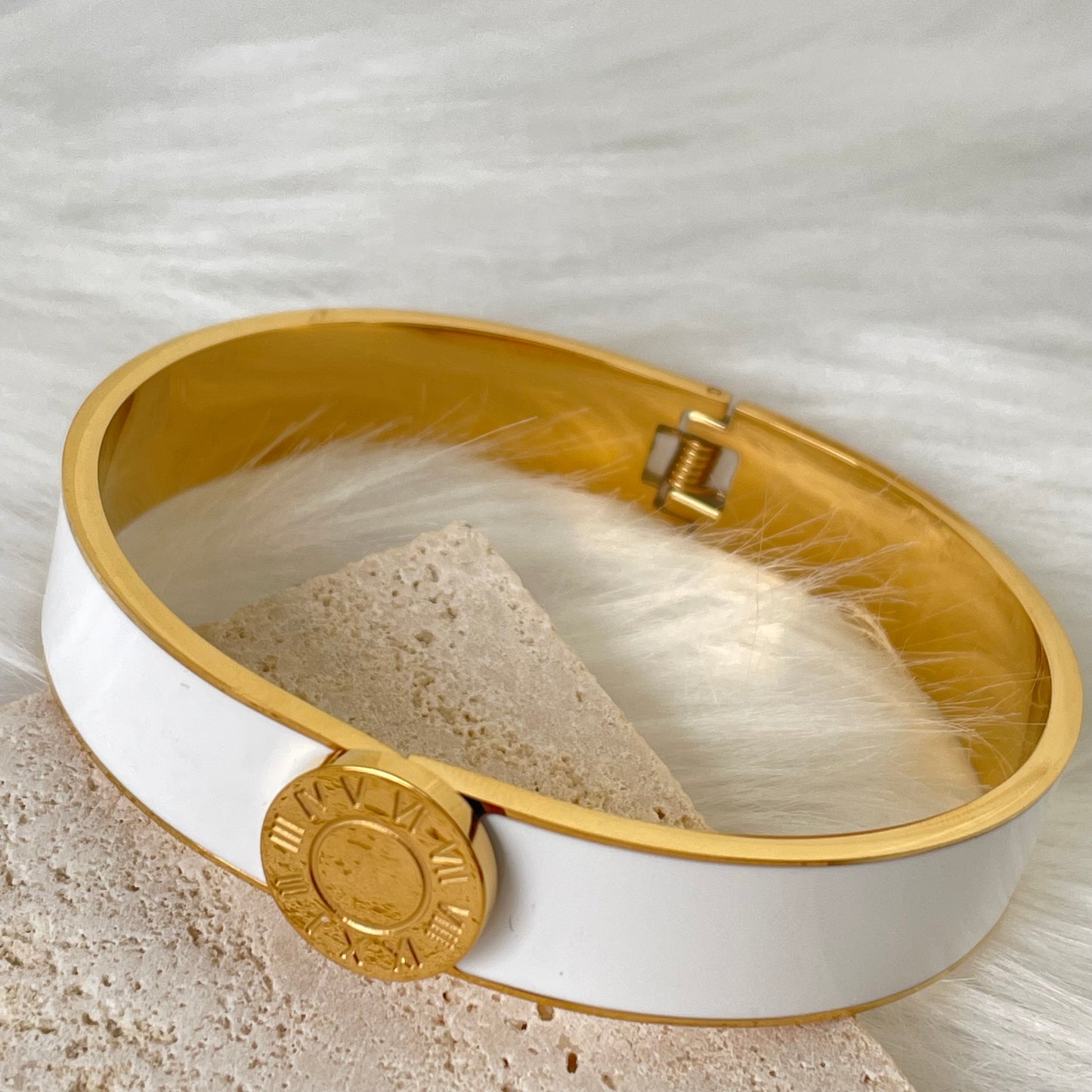 DEWDROP AFFAIR BRACELET