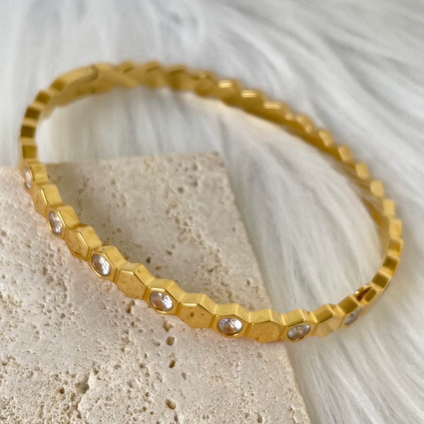 BLOSSOMING LOVE BRACELET