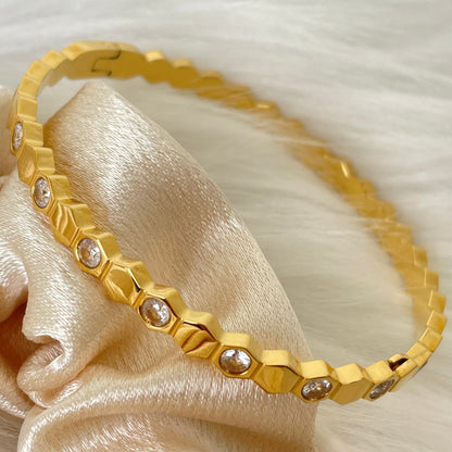 BLOSSOMING LOVE BRACELET