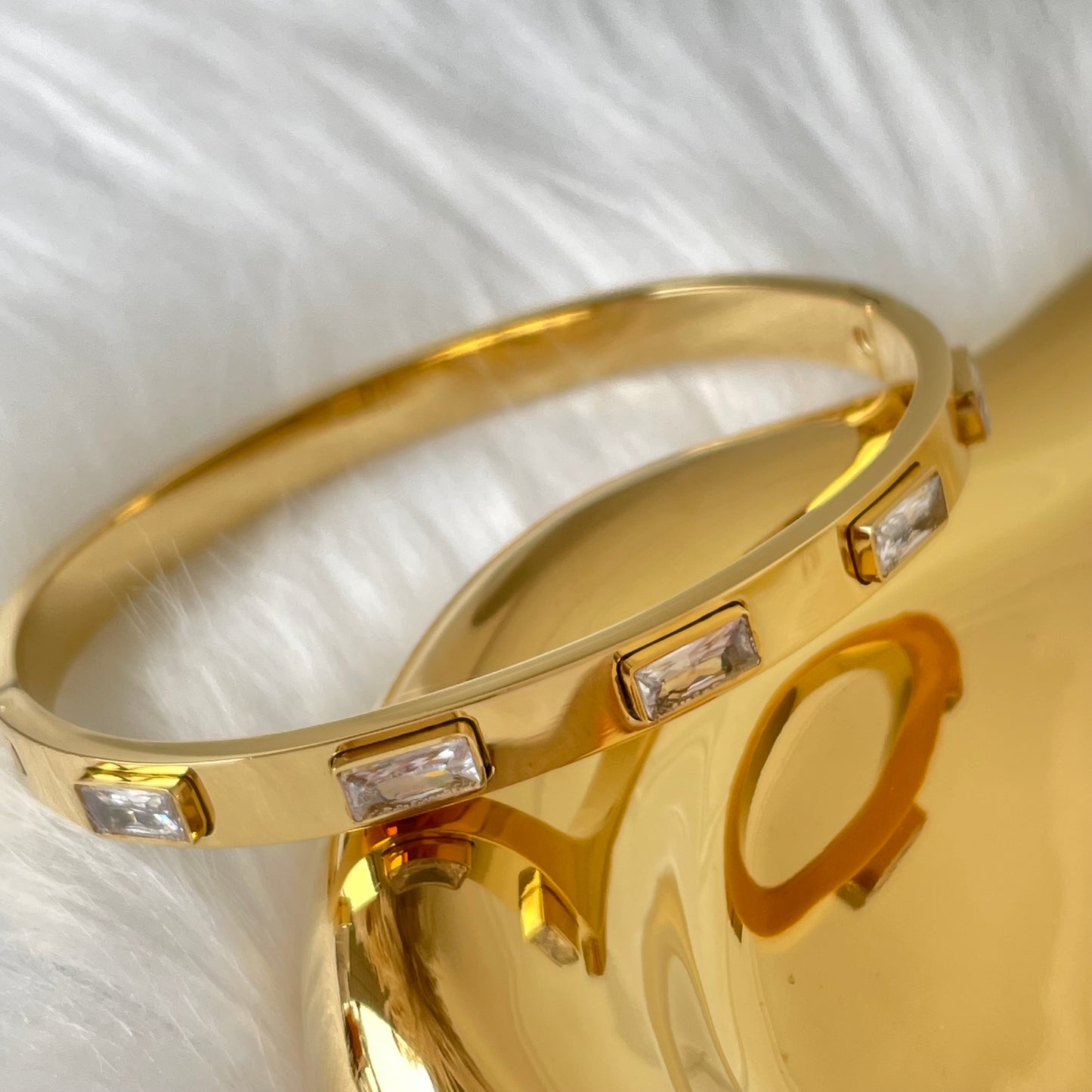 GOLDEN MOMENTS BRACELET