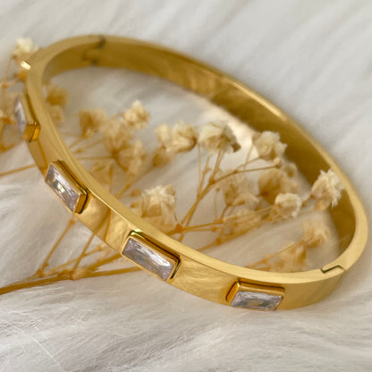 GOLDEN MOMENTS BRACELET