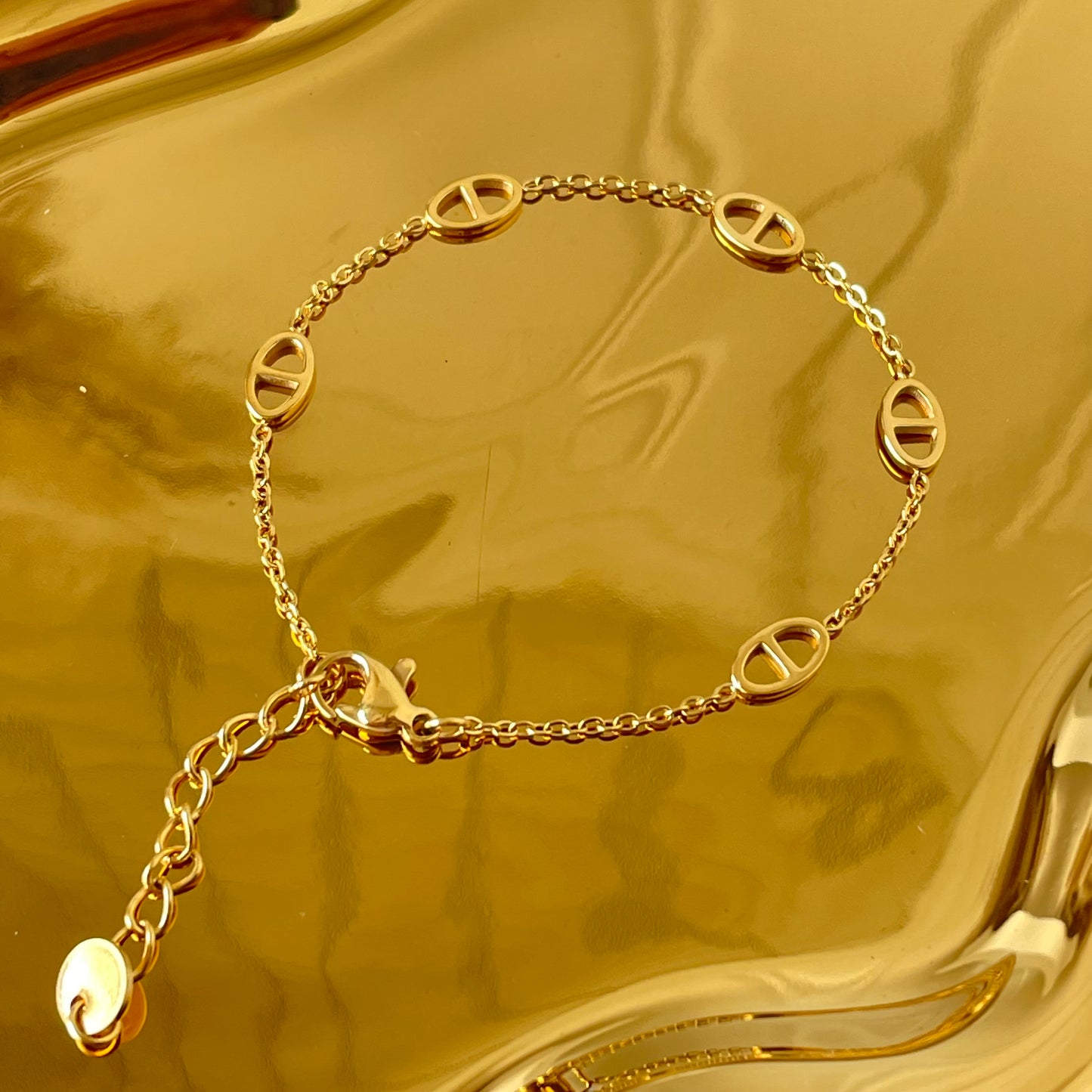 DANCING HEARTS BRACELET
