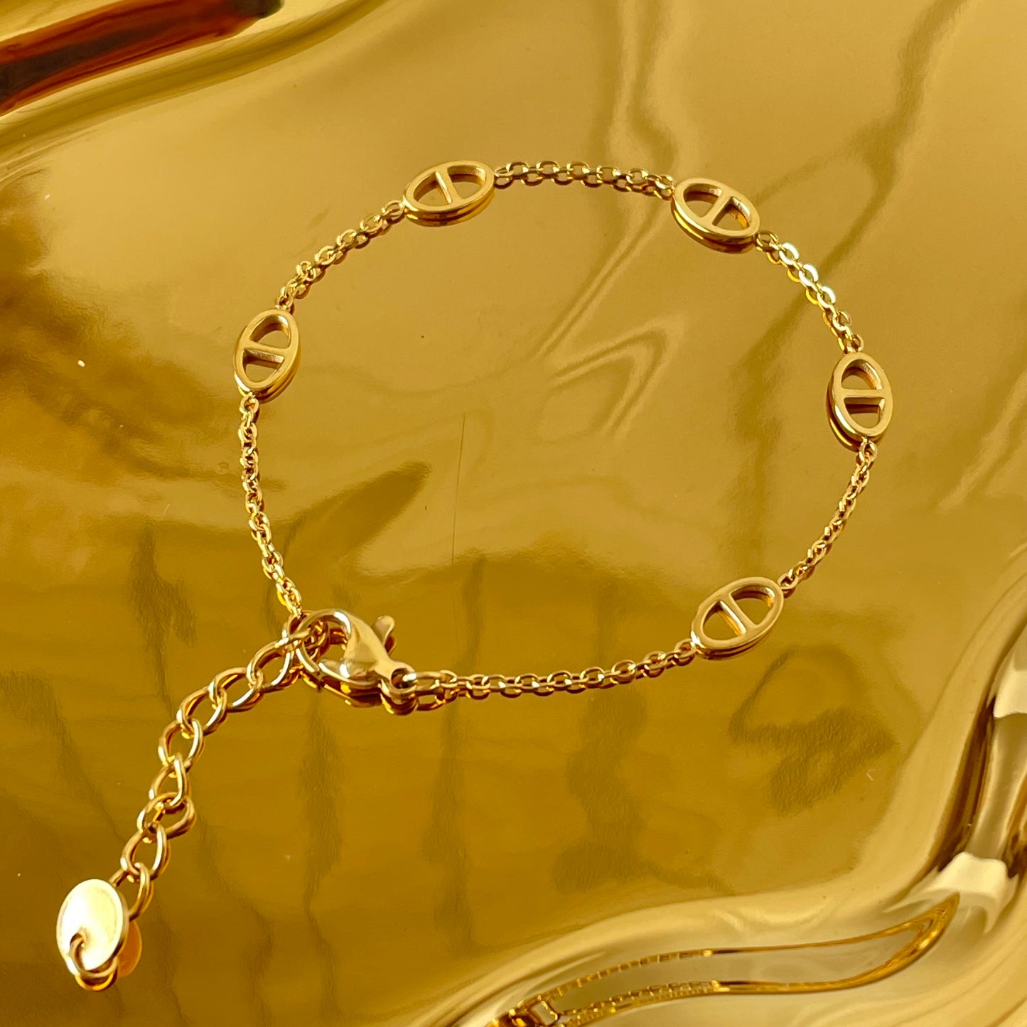 DANCING HEARTS BRACELET