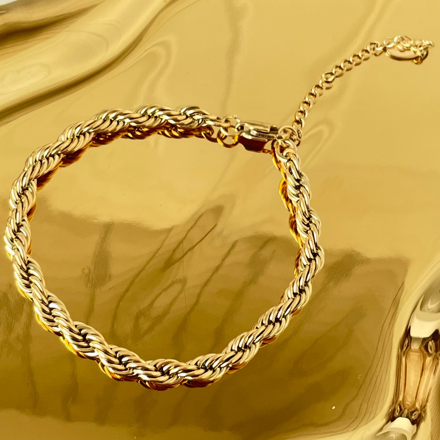 STROLL IN PARADISE BRACELET