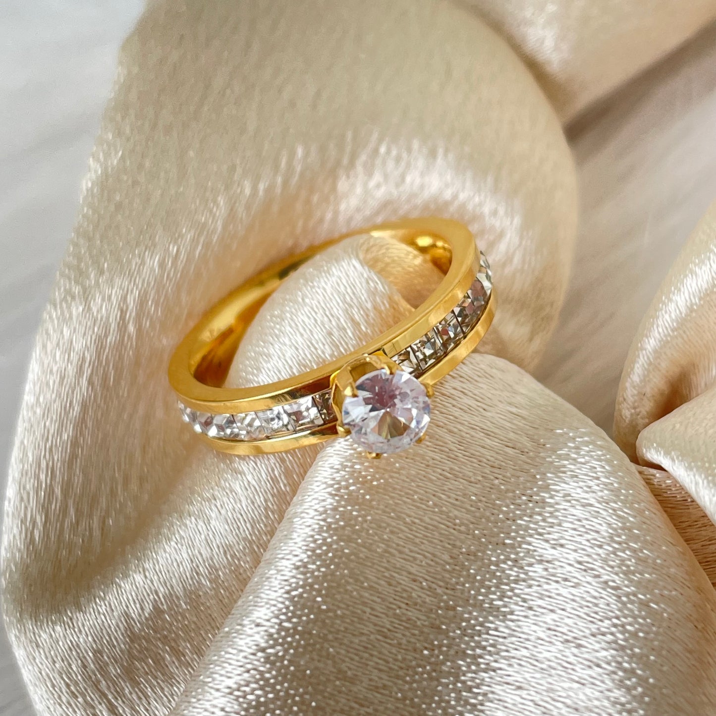 BRILLIANT DREAM RING