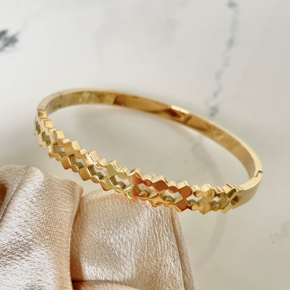 Hollow Double Layer Diamond Bracelet