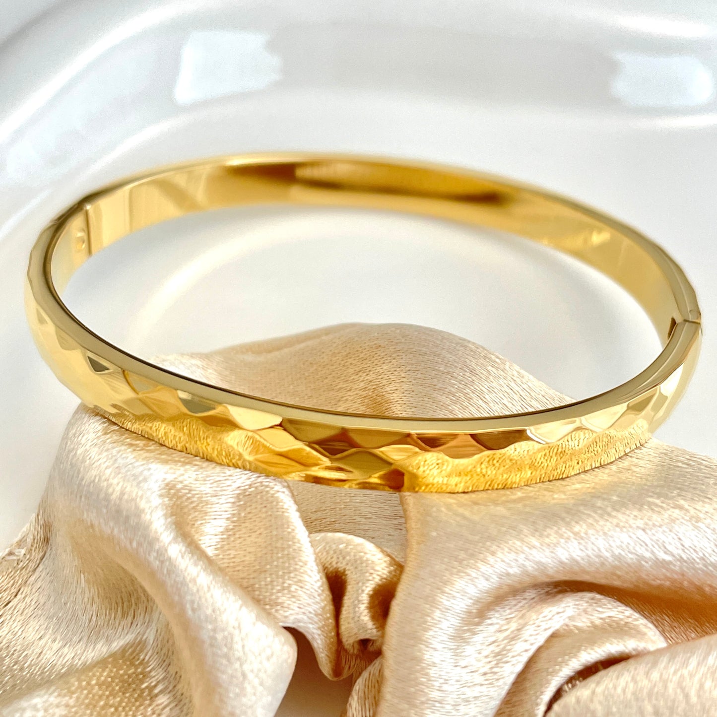 Silk Fabrics Bracelet